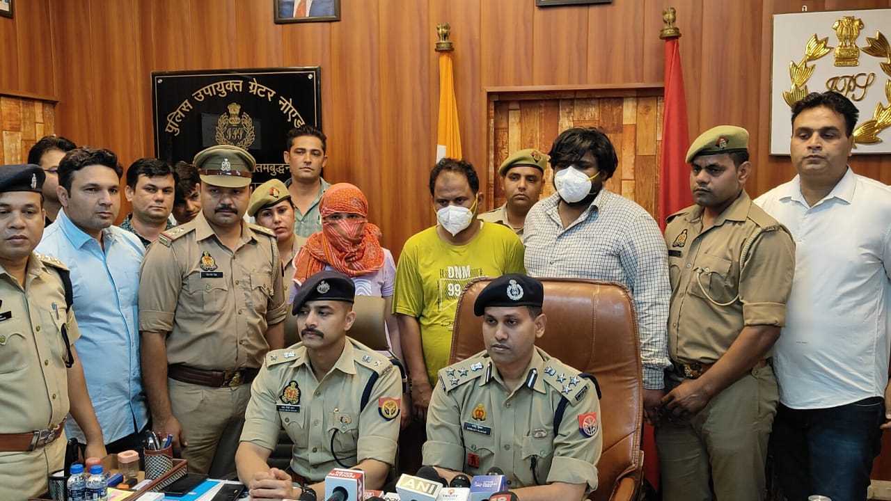 क्राइम सीरीज देखकर की प्लानिंग, रिश्ते के भाई ने रची थी साजिश, महिला समेत चार गिरफ्तार